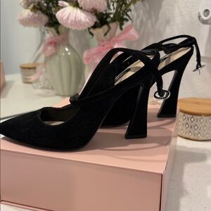 Nine West Black Suede Pointed Toe Slingback Heels